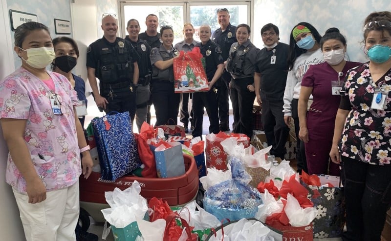 2021 Santa Visit to Foothill Regional Pediatric Subacute - Tustin Police.jpg